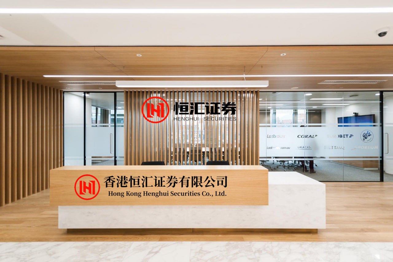 投牛策略 亲切橘子ox：炒股不用复杂，这套“超级简单选股法”帮你把策略化繁为简：月线MACD金叉锁定潜力股，日线20日均线作为操盘指南针，再配合清晰的分批止盈与严格止损规则，让每一步操作都有章可循，在控制...